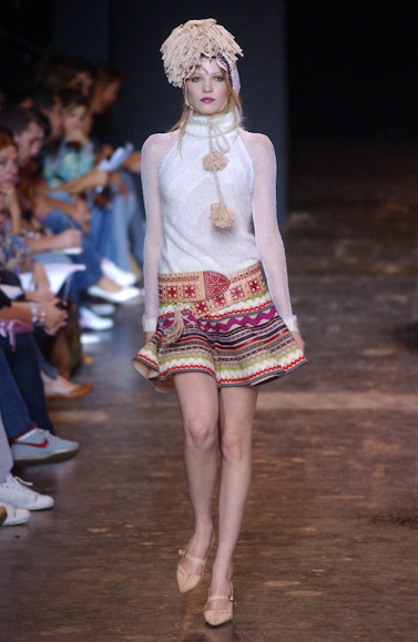 desfiles-cori-saopauloinverno2005rtw-115