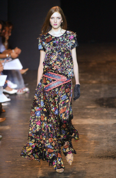 desfiles-cori-saopauloinverno2005rtw-125