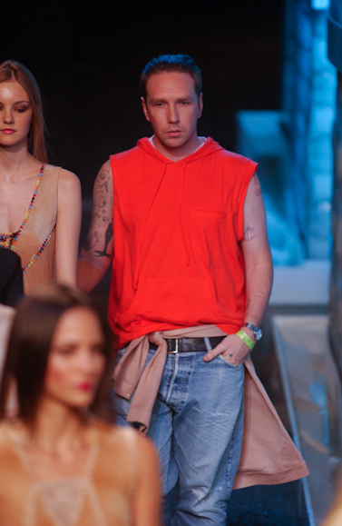desfiles-cori-saopauloinverno2005rtw-131