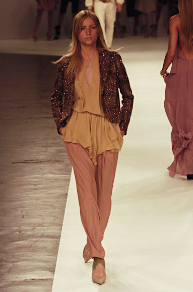 desfiles-eduardosuppes-saopauloinverno2005rtw-105