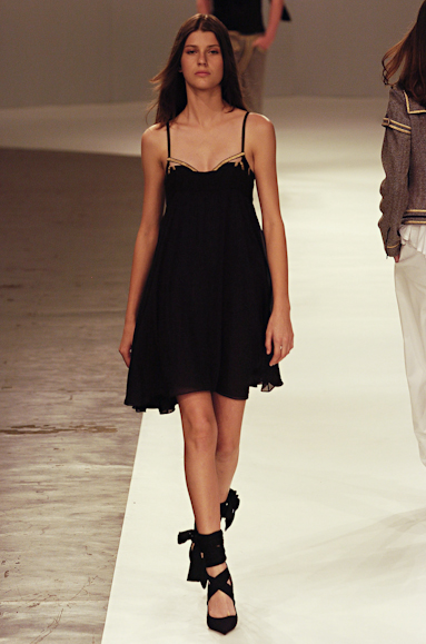 desfiles-eduardosuppes-saopauloinverno2005rtw-123