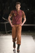 desfiles-erikaikezilli-saopauloinverno2005rtw-109
