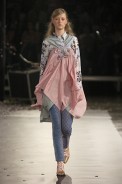 desfiles-erikaikezilli-saopauloinverno2005rtw-111