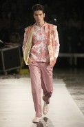 desfiles-erikaikezilli-saopauloinverno2005rtw-112