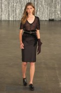 desfiles-fausehaten-saopauloinverno2005rtw-103