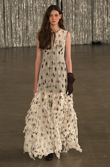 desfiles-fausehaten-saopauloinverno2005rtw-110