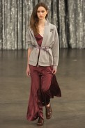 desfiles-fausehaten-saopauloinverno2005rtw-118