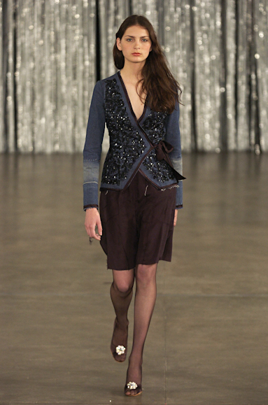 desfiles-fausehaten-saopauloinverno2005rtw-125