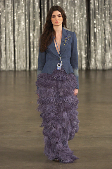 desfiles-fausehaten-saopauloinverno2005rtw-126