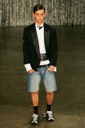 desfiles-fausehatenmen-saopauloinverno2005rtw-103