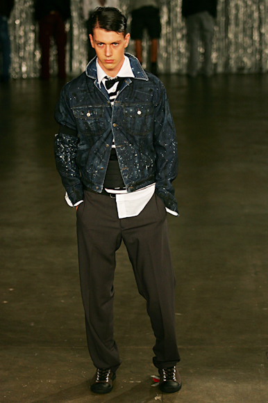 desfiles-fausehatenmen-saopauloinverno2005rtw-118