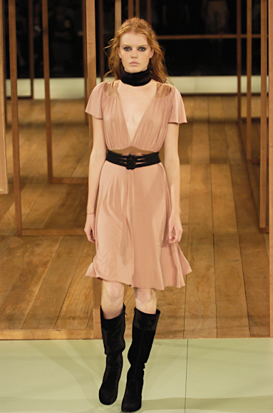 desfiles-forum-saopauloinverno2005rtw-117
