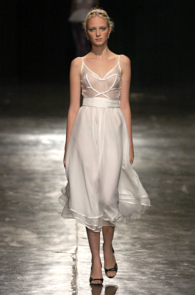desfiles-gisellenasser-saopauloinverno2005rtw-100