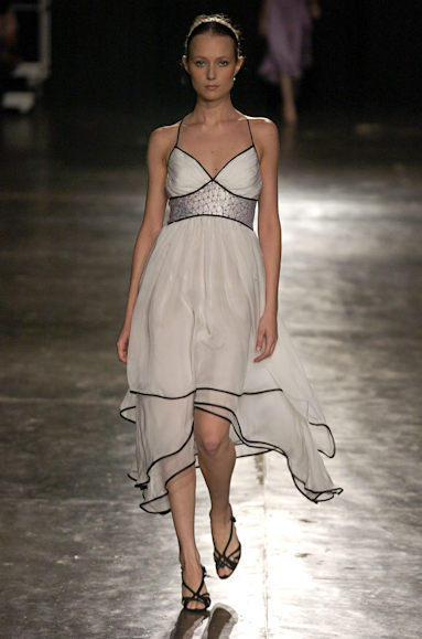 desfiles-gisellenasser-saopauloinverno2005rtw-102