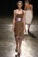 desfiles-gisellenasser-saopauloinverno2005rtw-108