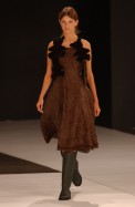 desfiles-gloriacoelho-saopauloinverno2005rtw-101