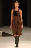 desfiles-gloriacoelho-saopauloinverno2005rtw-102