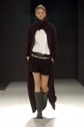 desfiles-gloriacoelho-saopauloinverno2005rtw-114