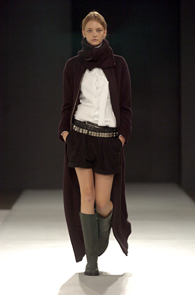 desfiles-gloriacoelho-saopauloinverno2005rtw-114