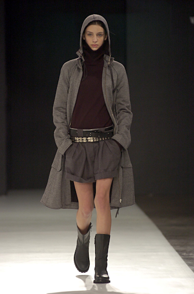 desfiles-gloriacoelho-saopauloinverno2005rtw-122