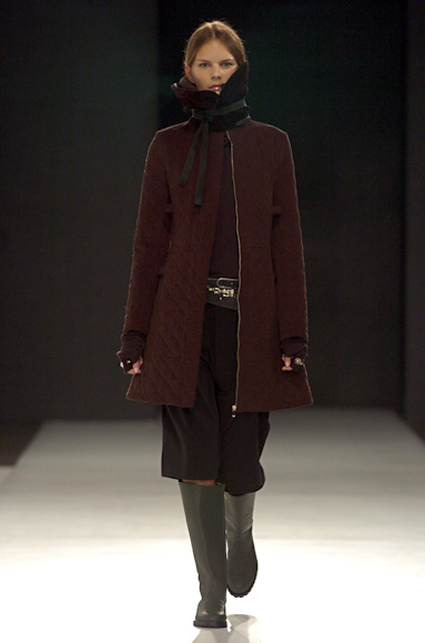 desfiles-gloriacoelho-saopauloinverno2005rtw-126