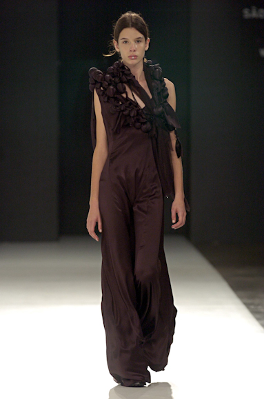 desfiles-gloriacoelho-saopauloinverno2005rtw-133