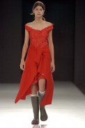 desfiles-gloriacoelho-saopauloinverno2005rtw-137