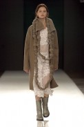 desfiles-gloriacoelho-saopauloinverno2005rtw-138
