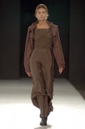 desfiles-gloriacoelho-saopauloinverno2005rtw-144