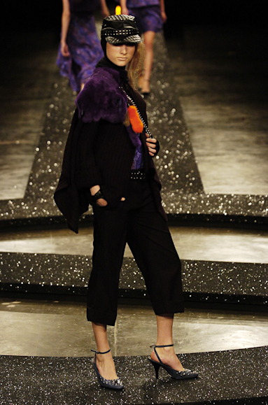 desfiles-iodice-saopauloinverno2005rtw-107