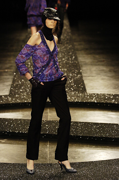 desfiles-iodice-saopauloinverno2005rtw-109