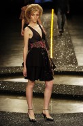 desfiles-iodice-saopauloinverno2005rtw-129