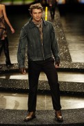 desfiles-iodice-saopauloinverno2005rtw-134