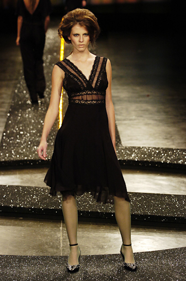 desfiles-iodice-saopauloinverno2005rtw-141