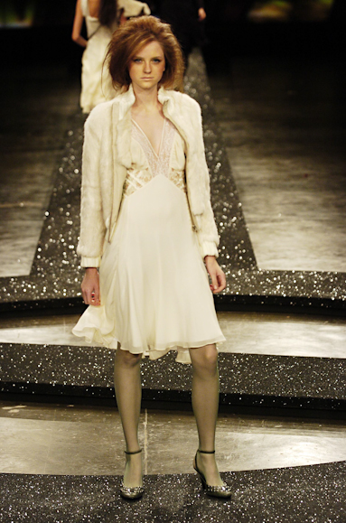 desfiles-iodice-saopauloinverno2005rtw-144