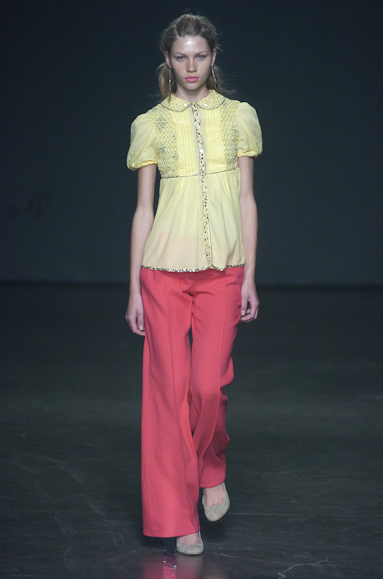 desfiles-isabelacapeto-saopauloinverno2005rtw-102