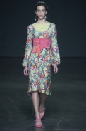 desfiles-isabelacapeto-saopauloinverno2005rtw-105