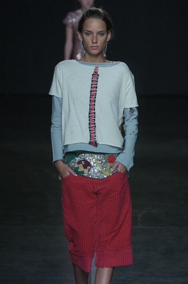 desfiles-isabelacapeto-saopauloinverno2005rtw-107