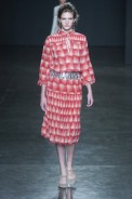 desfiles-isabelacapeto-saopauloinverno2005rtw-109