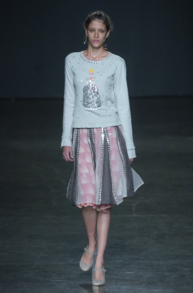 desfiles-isabelacapeto-saopauloinverno2005rtw-110