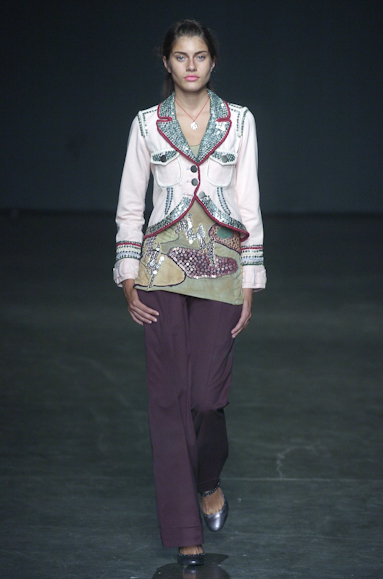 desfiles-isabelacapeto-saopauloinverno2005rtw-114