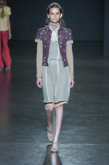 desfiles-isabelacapeto-saopauloinverno2005rtw-115