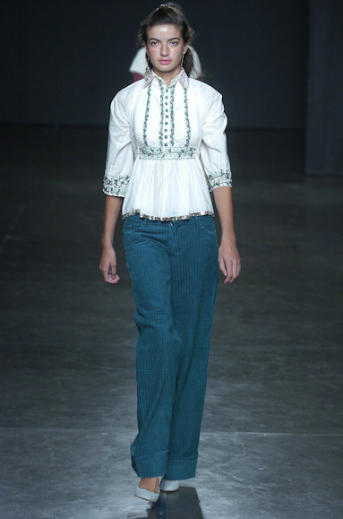 desfiles-isabelacapeto-saopauloinverno2005rtw-119
