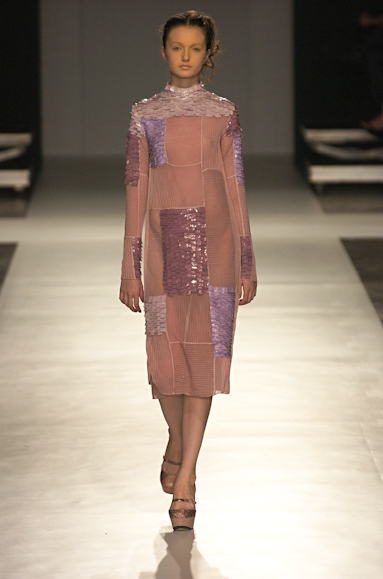 desfiles-linovillaventura-saopauloinverno2005rtw-135