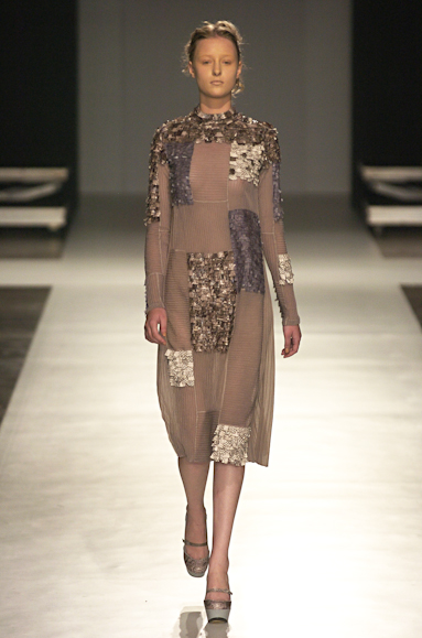 desfiles-linovillaventura-saopauloinverno2005rtw-136