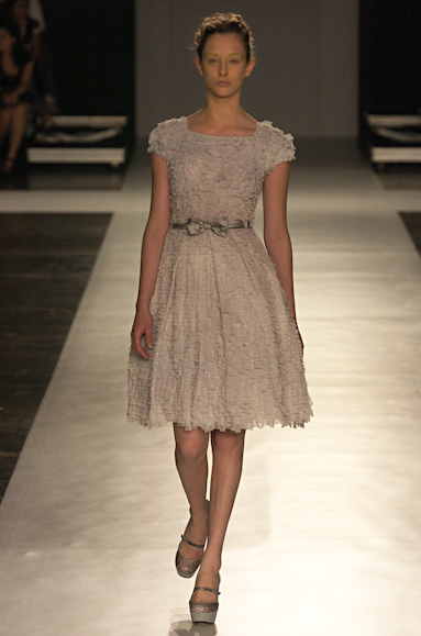 desfiles-linovillaventura-saopauloinverno2005rtw-138