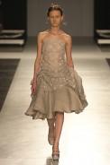 desfiles-linovillaventura-saopauloinverno2005rtw-140