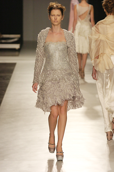 desfiles-linovillaventura-saopauloinverno2005rtw-142