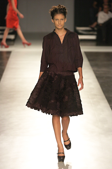 desfiles-linovillaventura-saopauloinverno2005rtw-152