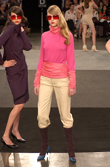 desfiles-lorenzomerlino-saopauloinverno2005rtw-102